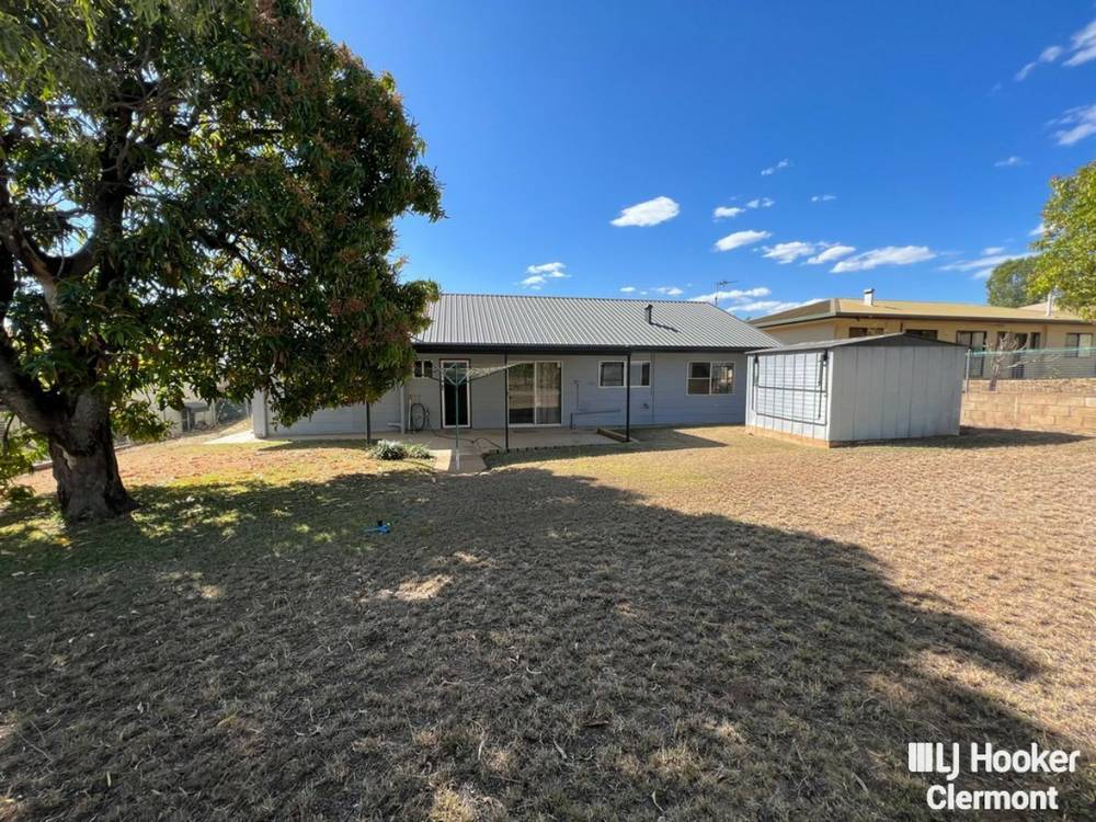 19 Athol Court, CLERMONT, QLD 4721