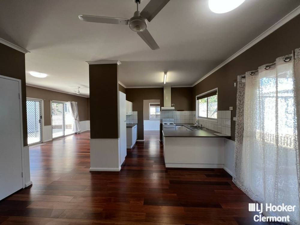 19 Athol Court, CLERMONT, QLD 4721