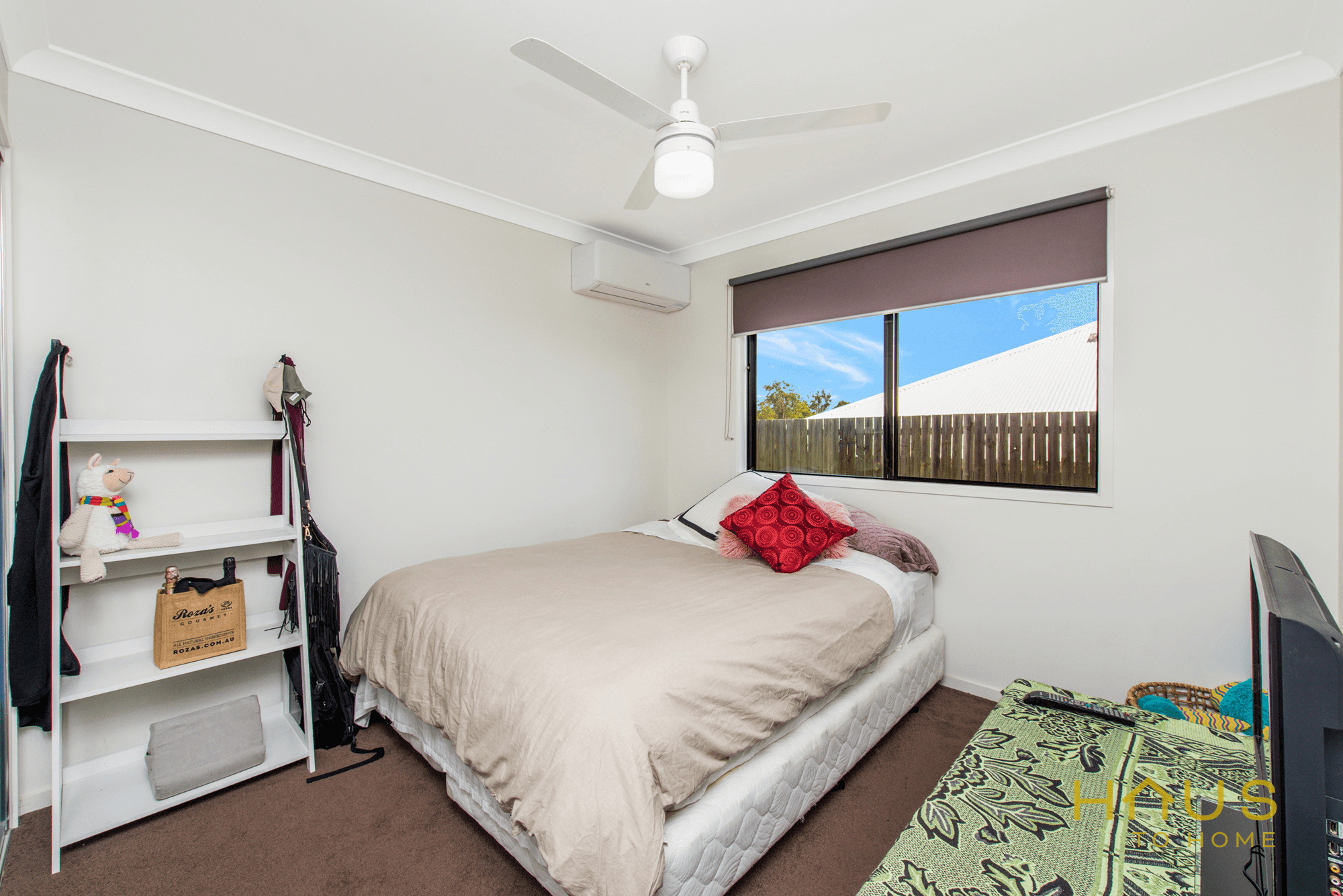 64 Wesley Way, GLENEAGLE, QLD 4285