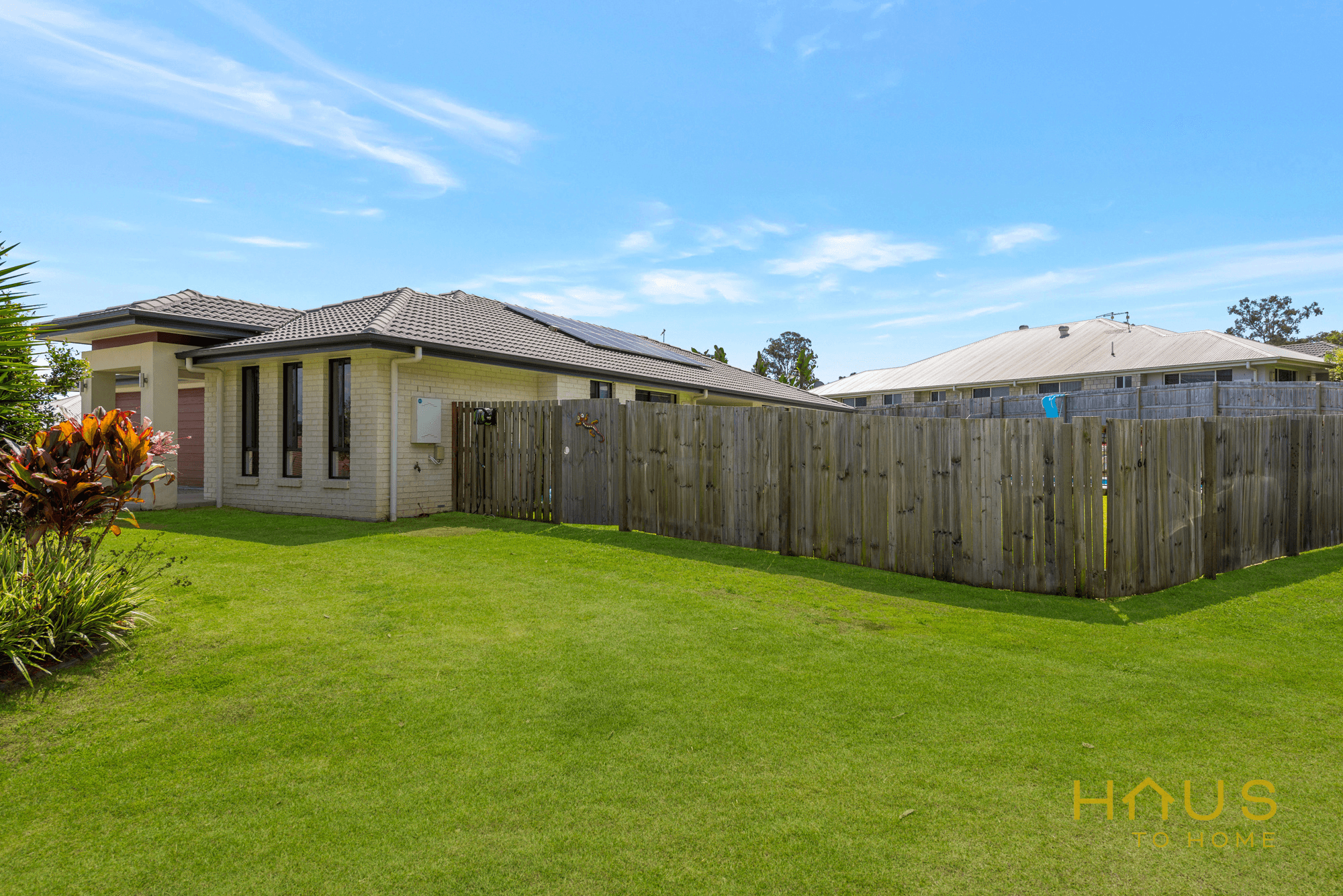 64 Wesley Way, GLENEAGLE, QLD 4285