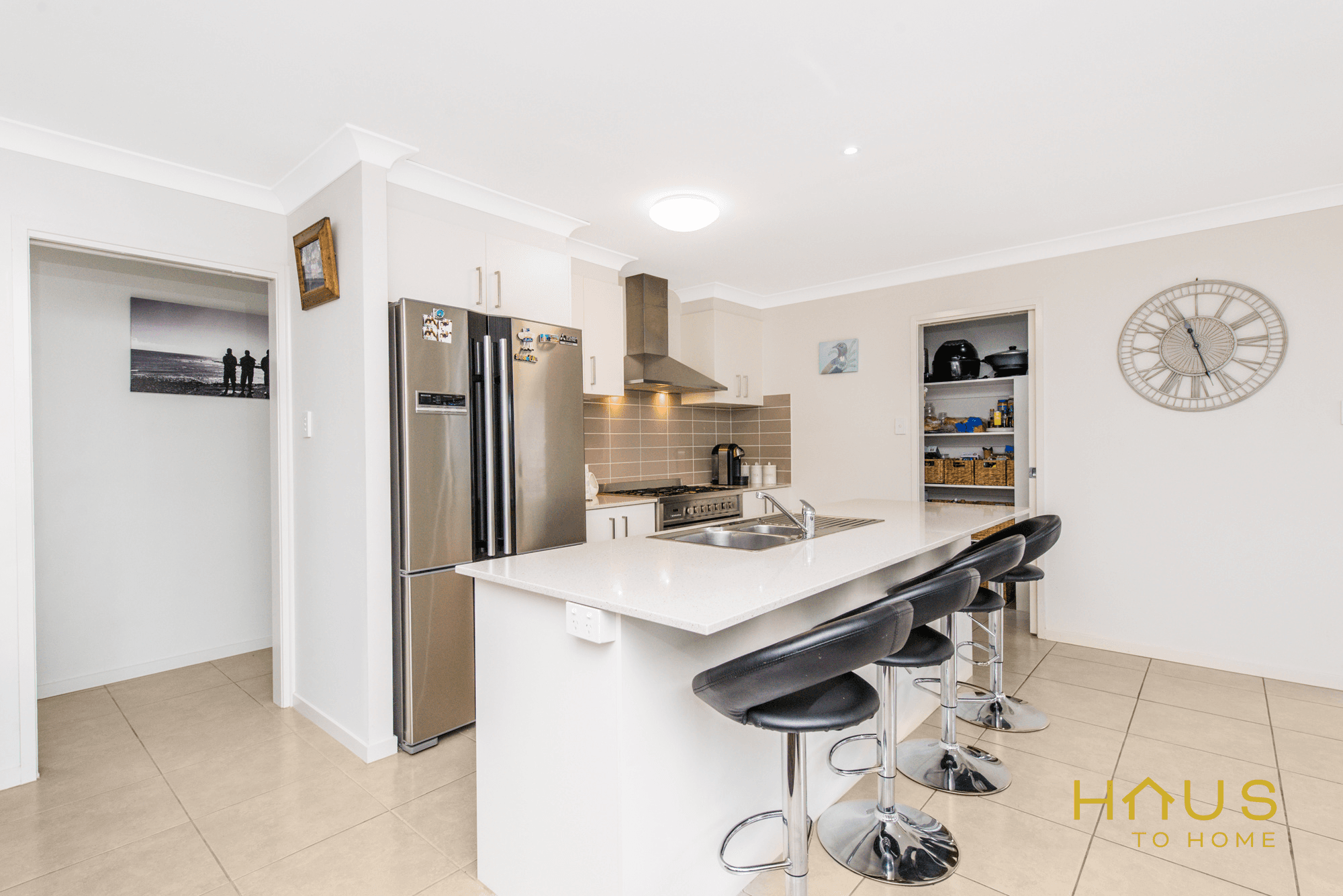 64 Wesley Way, GLENEAGLE, QLD 4285