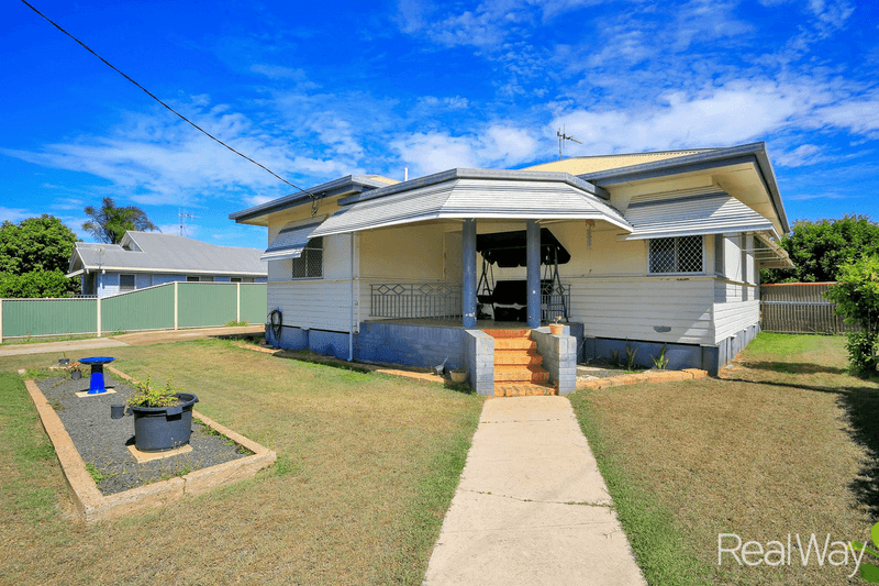 11 Alamein Street, Svensson Heights, QLD 4670