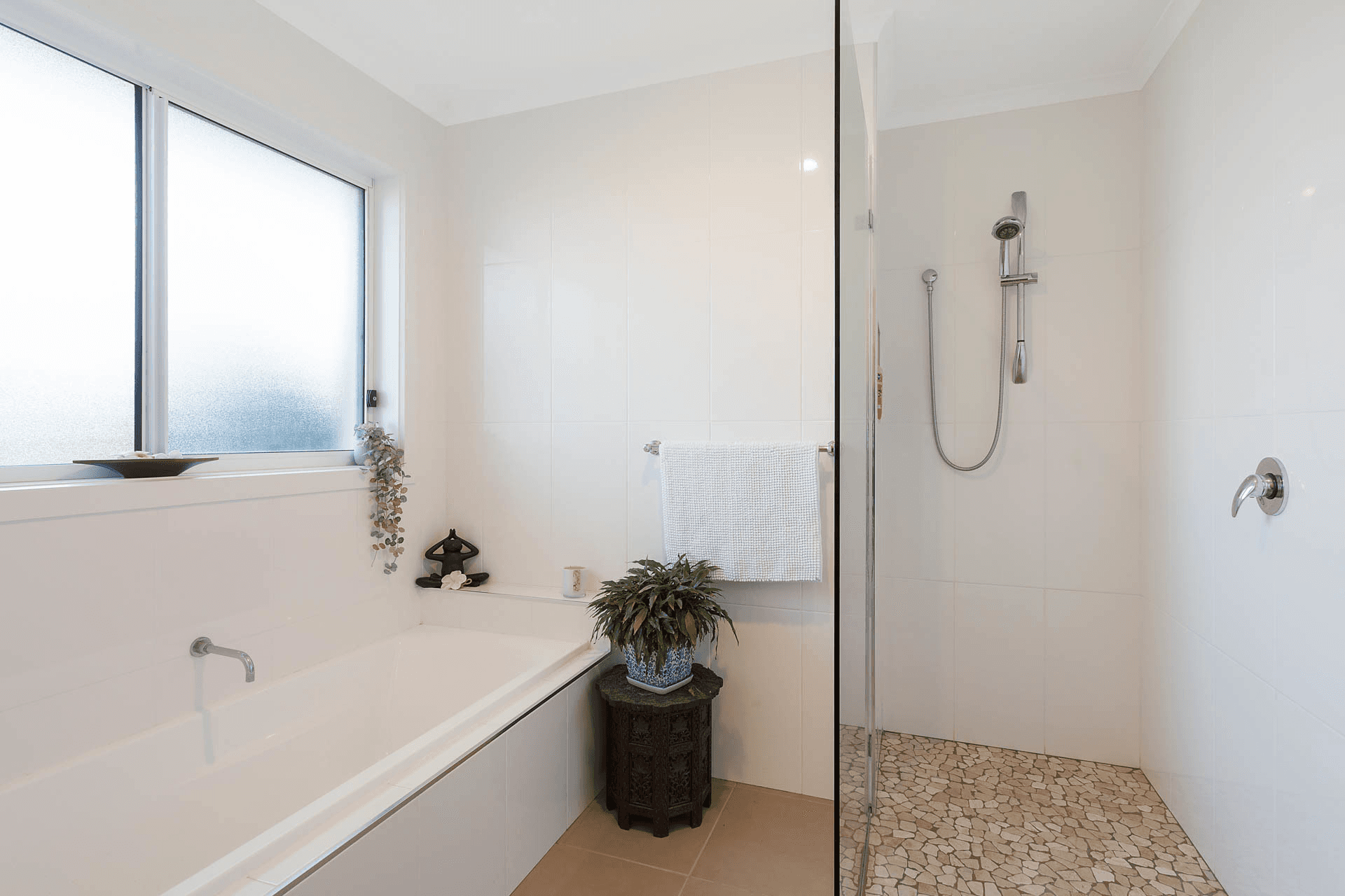 99 Oaklands Road Road, Pambula, NSW 2549
