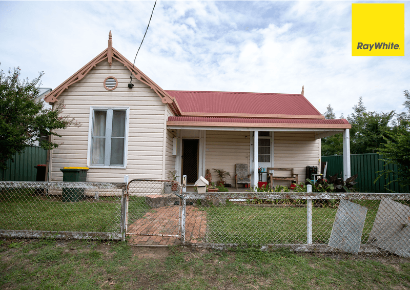 105 Lawrence Street, INVERELL, NSW 2360