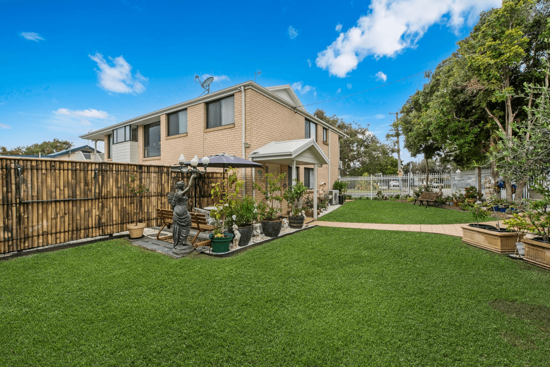 126 Bay Road, Toowoon Bay, NSW 2261