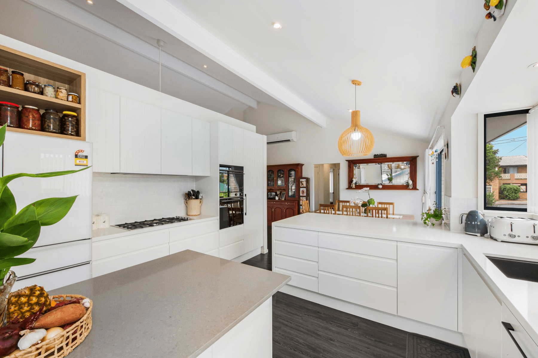 126 Bay Road, Toowoon Bay, NSW 2261