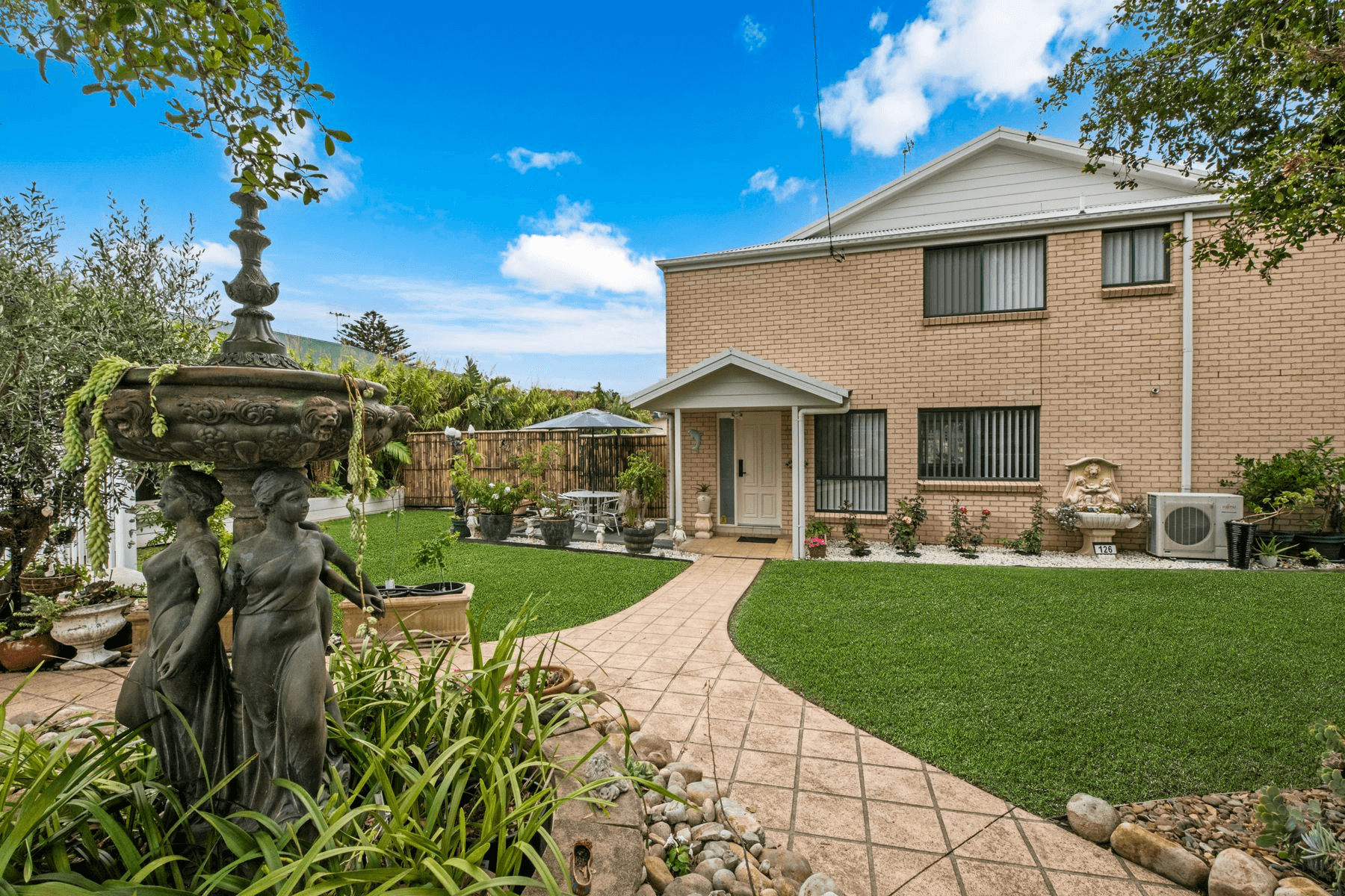 126 Bay Road, Toowoon Bay, NSW 2261