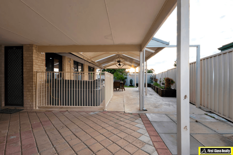 7 Barracuda Rise, WARNBRO, WA 6169