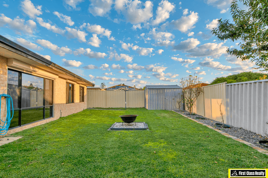 7 Barracuda Rise, WARNBRO, WA 6169