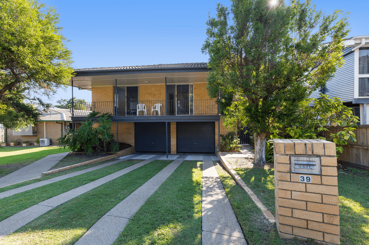 39 Ingleston Street, WYNNUM WEST, QLD 4178