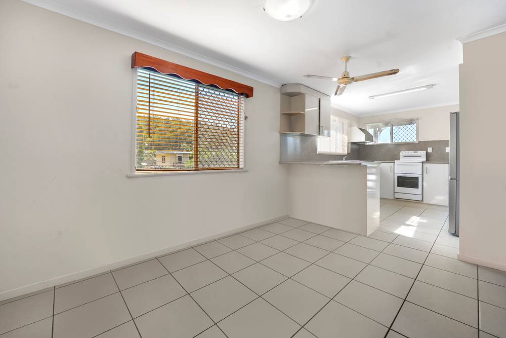39 Philip Street, SOUTH GLADSTONE, QLD 4680