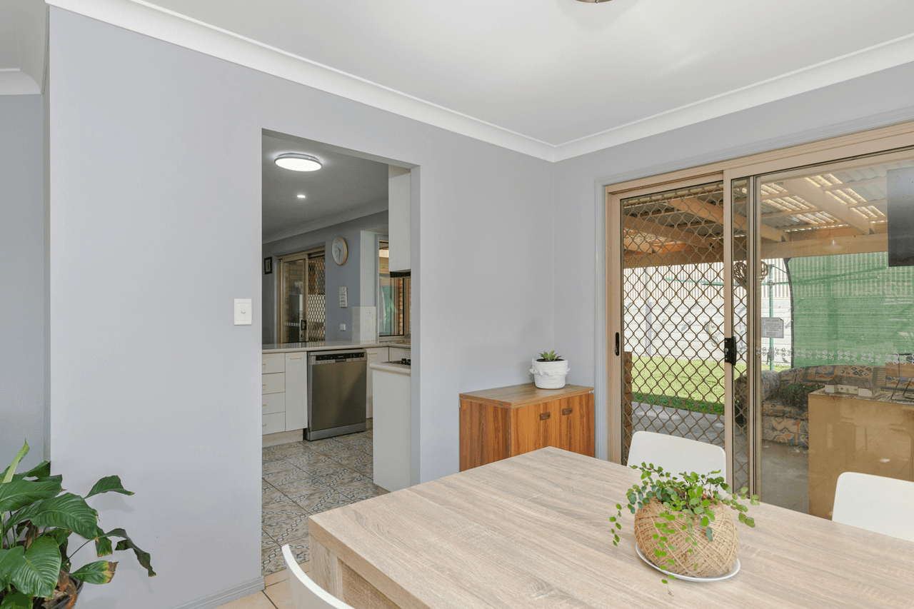 8 Palgold Court, BIRKDALE, QLD 4159