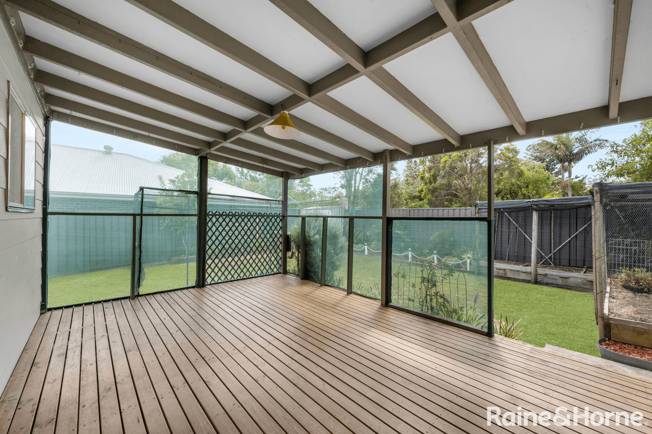 13  Renown Avenue, SHOALHAVEN HEADS, NSW 2535