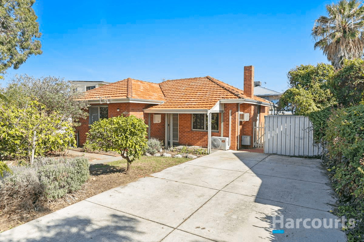 15 Greenslade Street, Hamilton Hill, WA 6163