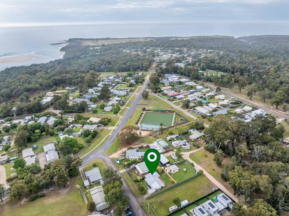 5 Hunter Street, MALLACOOTA, VIC 3892