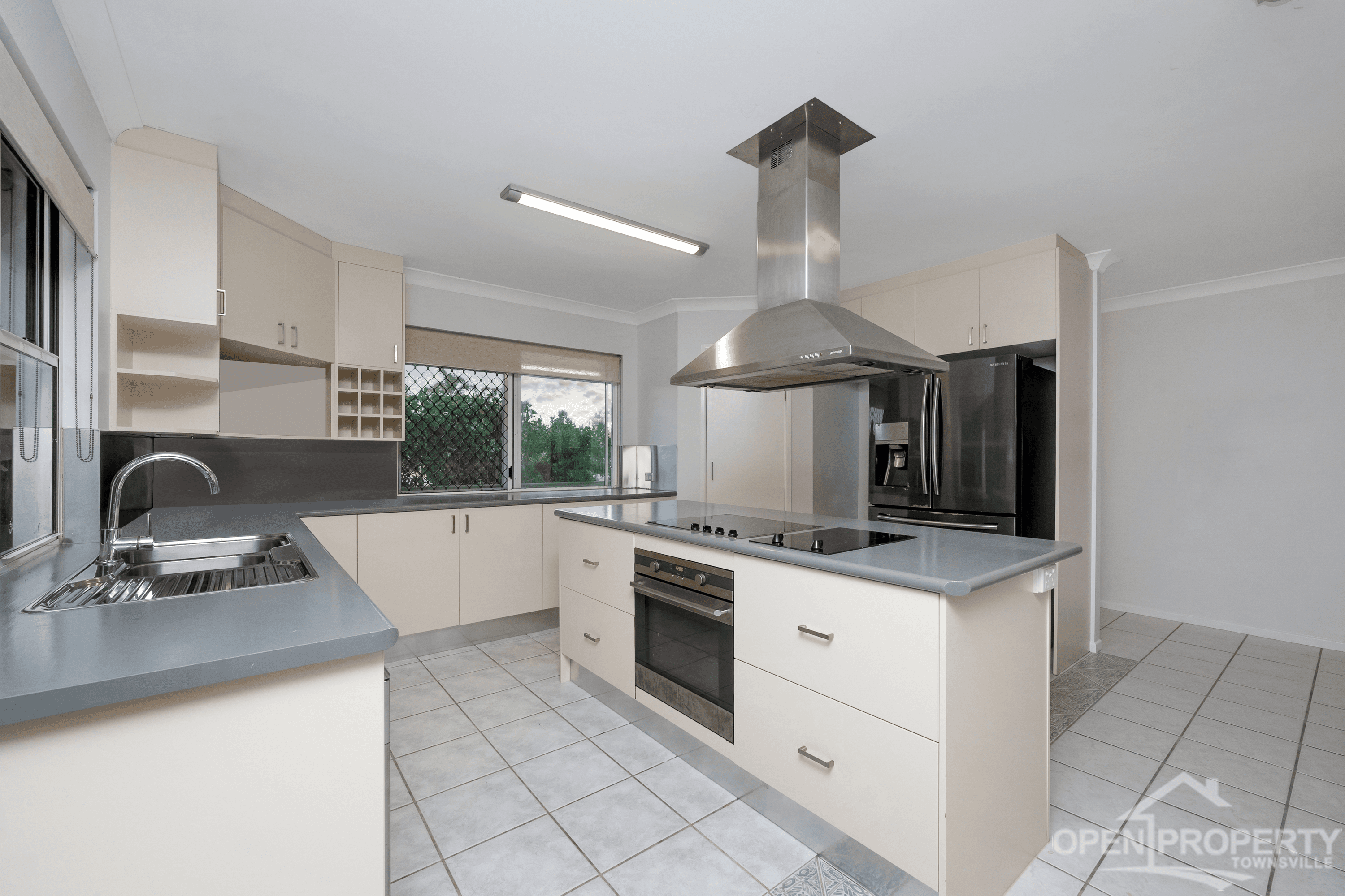 8 Walleroo Ct, Rangewood, QLD 4817