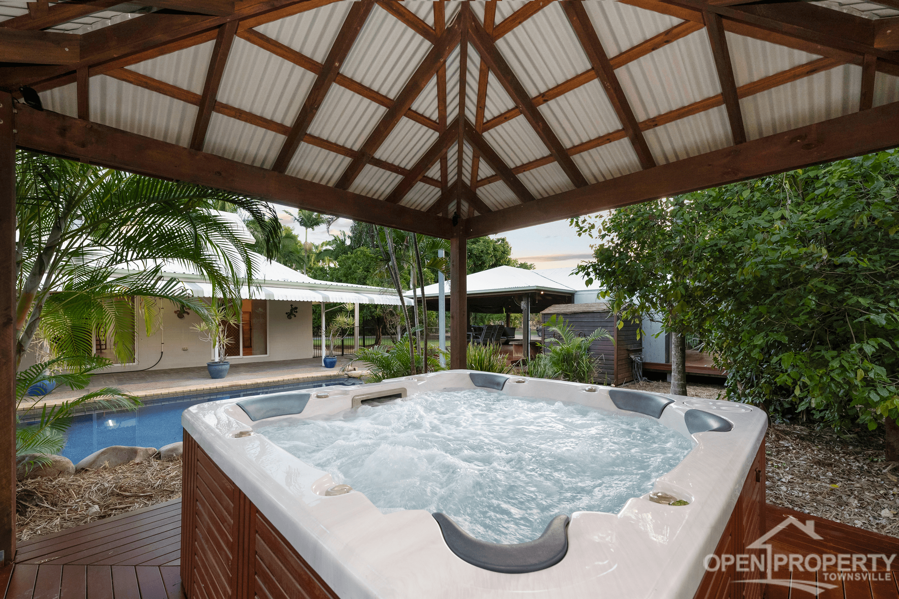 8 Walleroo Ct, Rangewood, QLD 4817