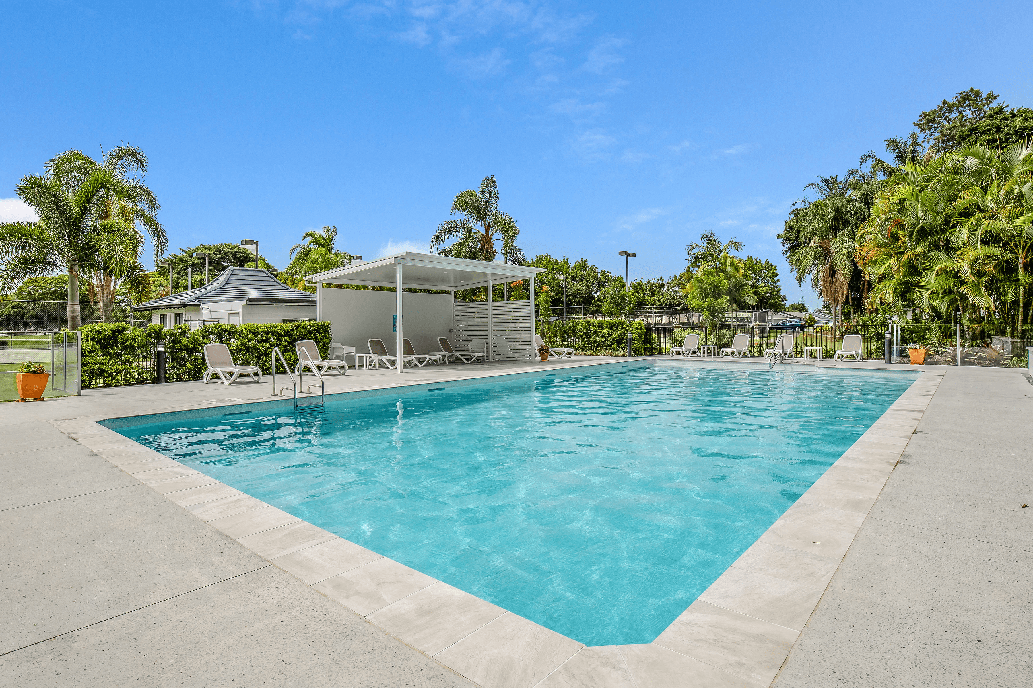 7/11 Fairway Drive, CLEAR ISLAND WATERS, QLD 4226