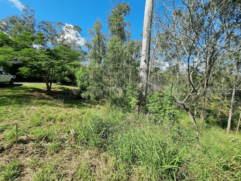 93 Larnook Street, Upper Lockyer, QLD 4352