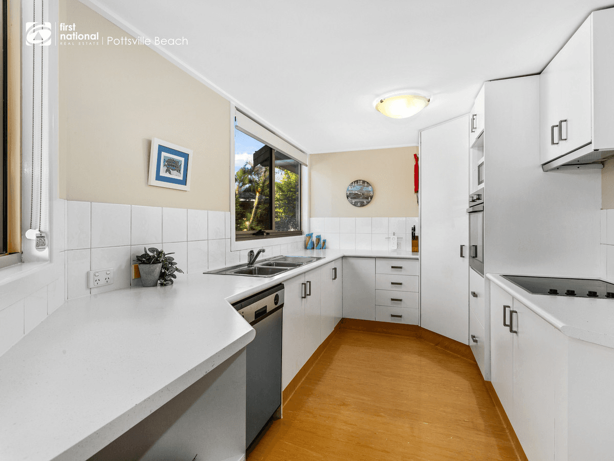 12/2  Creek Street, Hastings Point, NSW 2489