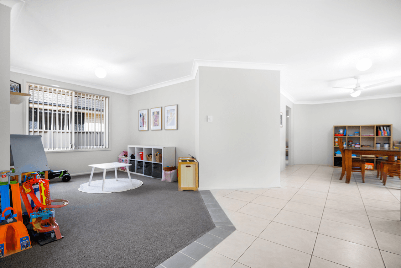 71 Coachwood Drive, MEDOWIE, NSW 2318