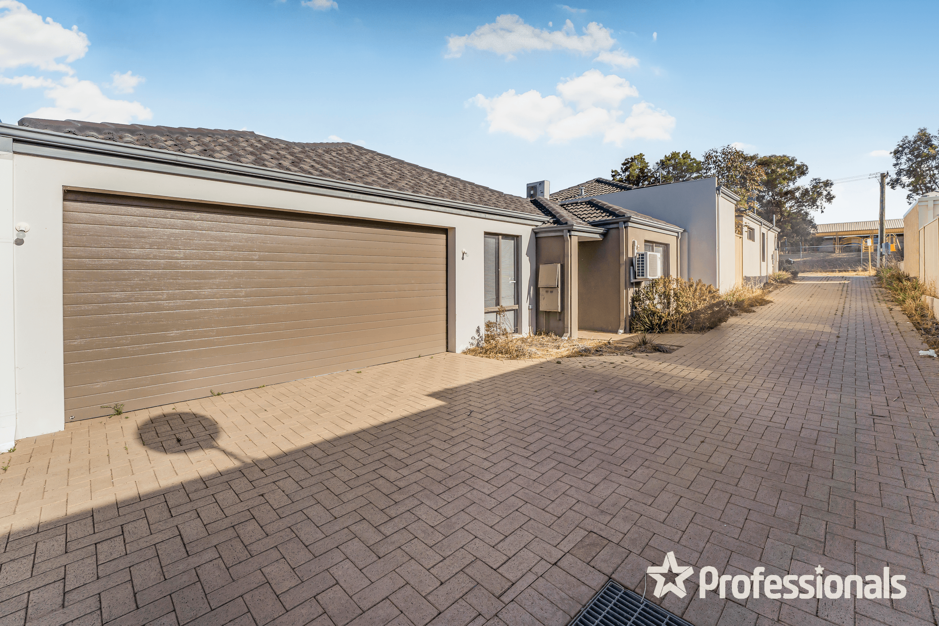 11B Wittering Crescent, BALGA, WA 6061