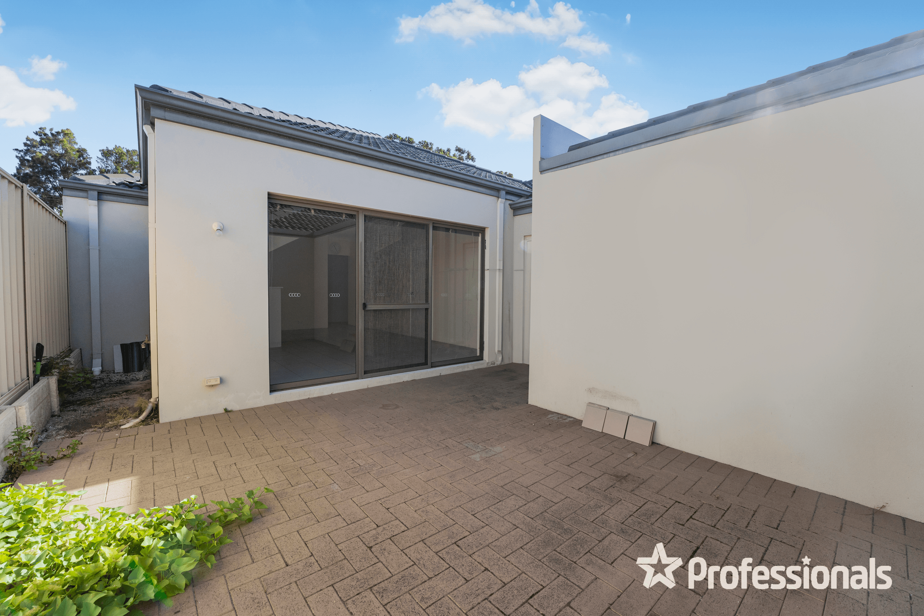 11B Wittering Crescent, BALGA, WA 6061