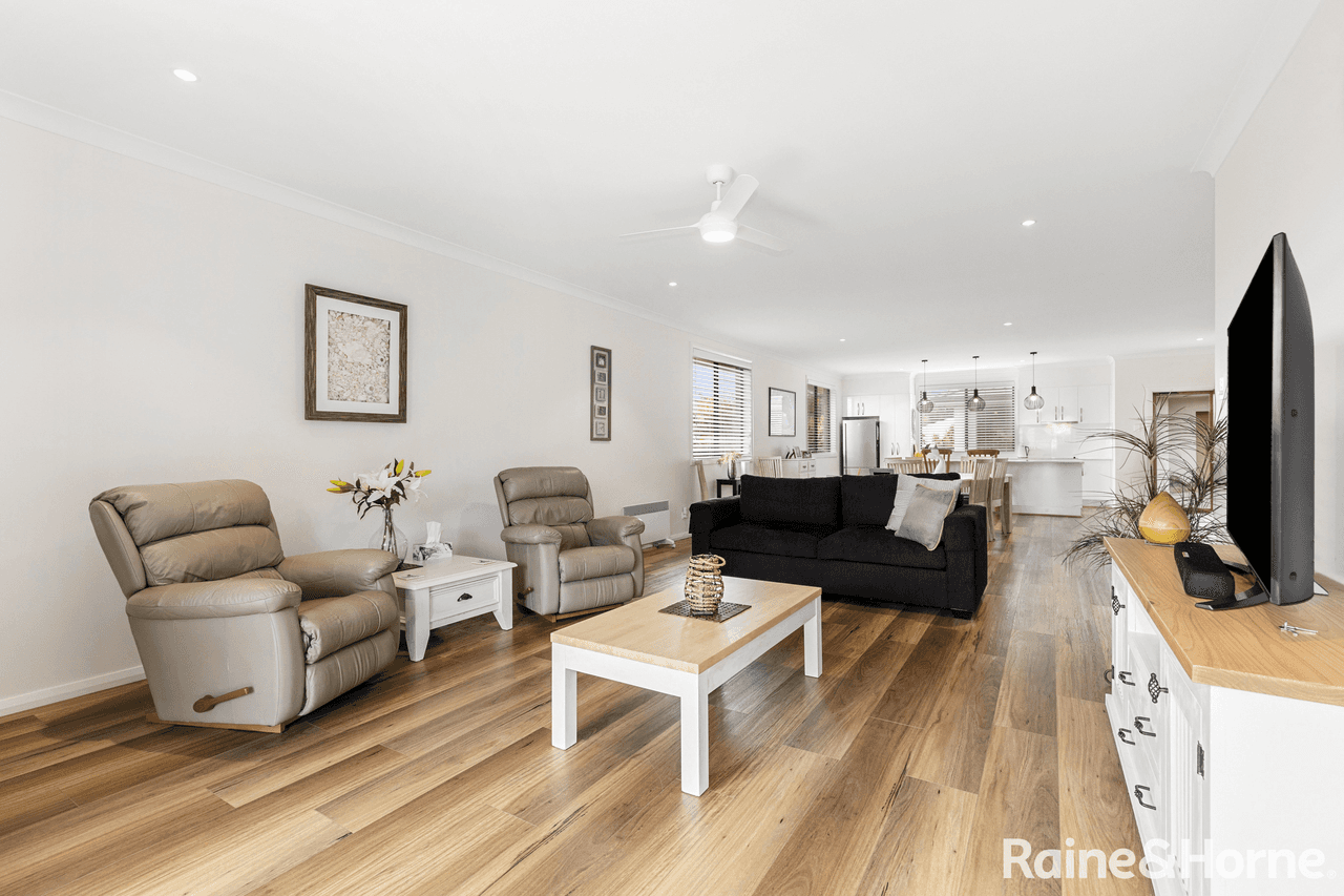 12 Cooyoyo Close, ULLADULLA, NSW 2539