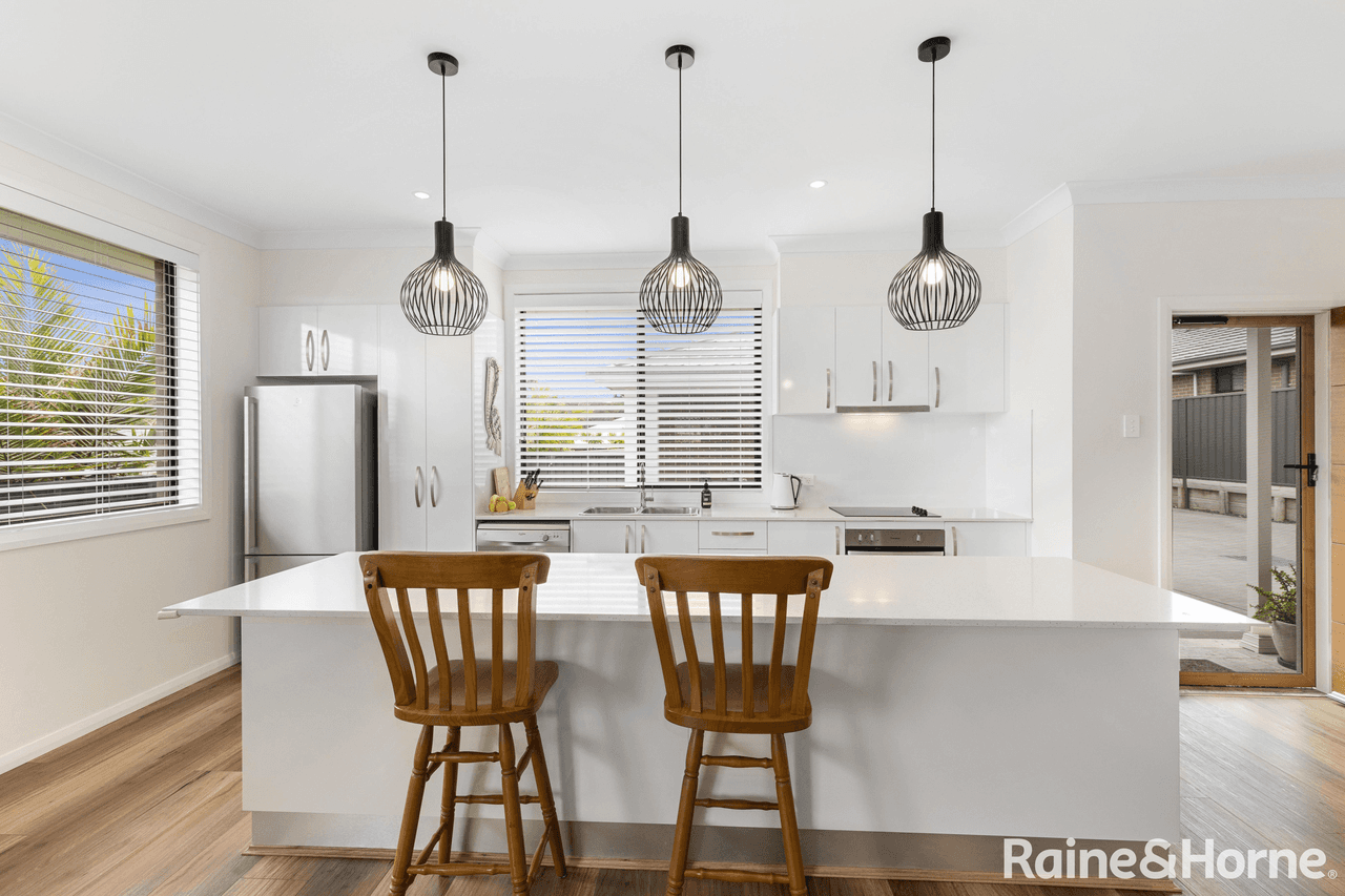 12 Cooyoyo Close, ULLADULLA, NSW 2539