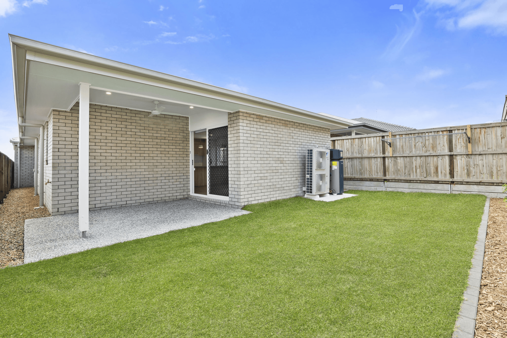 27 Wollemi Street, YARRABILBA, QLD 4207