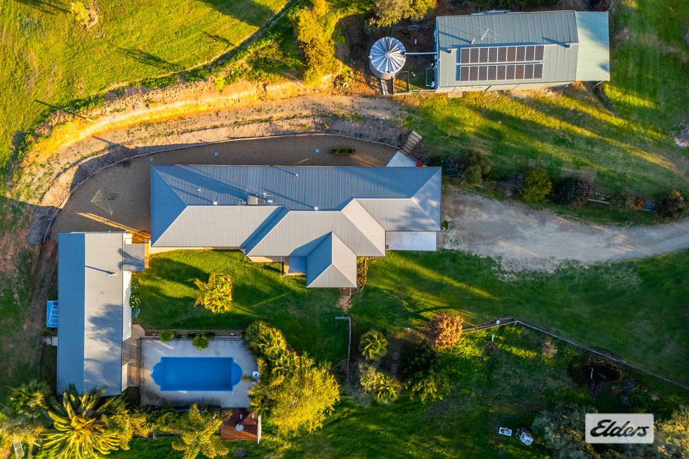 4 Crystal Creek Lane, Yackandandah, VIC 3749