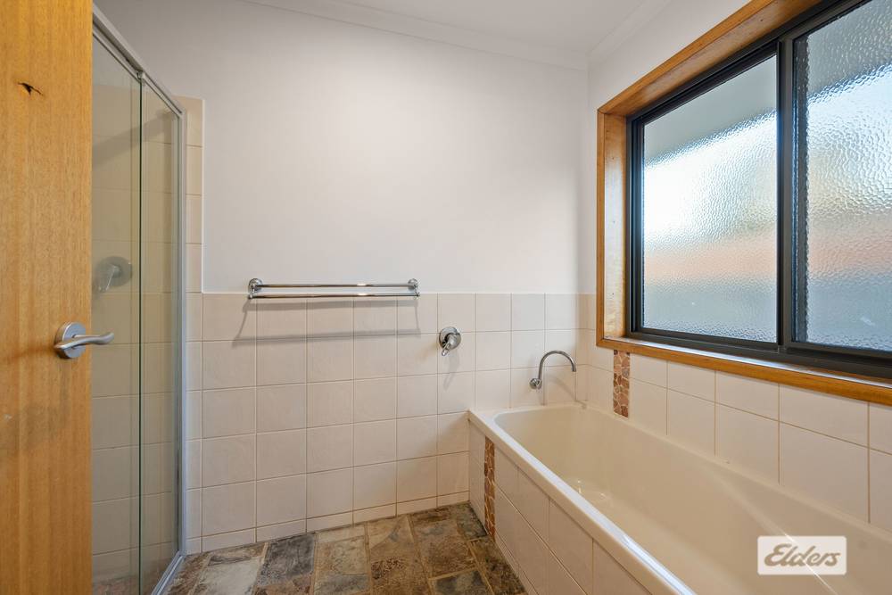 4 Crystal Creek Lane, Yackandandah, VIC 3749