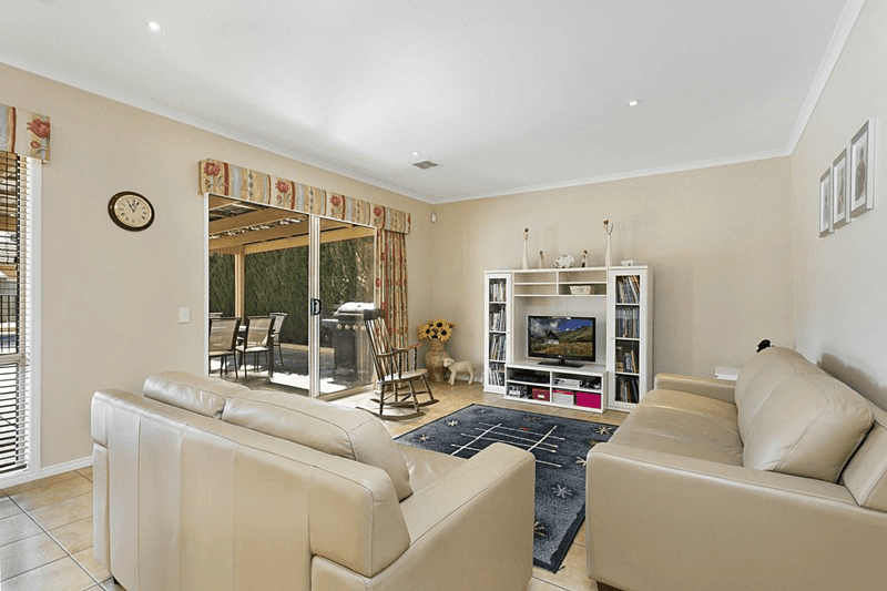 16 Currawong Court, KENNINGTON, VIC 3550