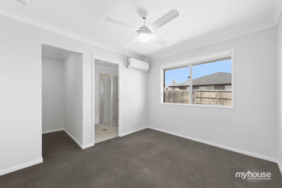 2/10 Trevatt Street, WESTBROOK, QLD 4350