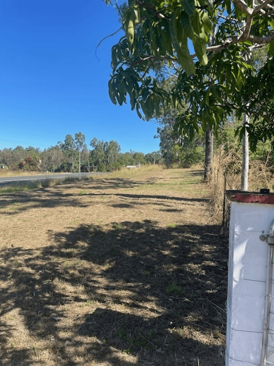 401 Midge Point Rd, BLOOMSBURRY, QLD 4799