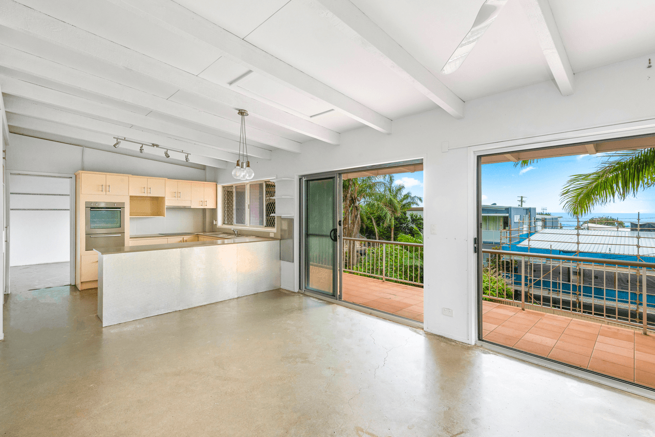 822 Pacific Parade, CURRUMBIN, QLD 4223