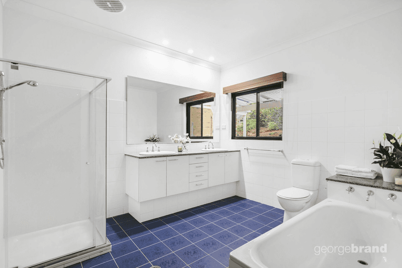 7 High Valley Close, Wamberal, NSW 2260