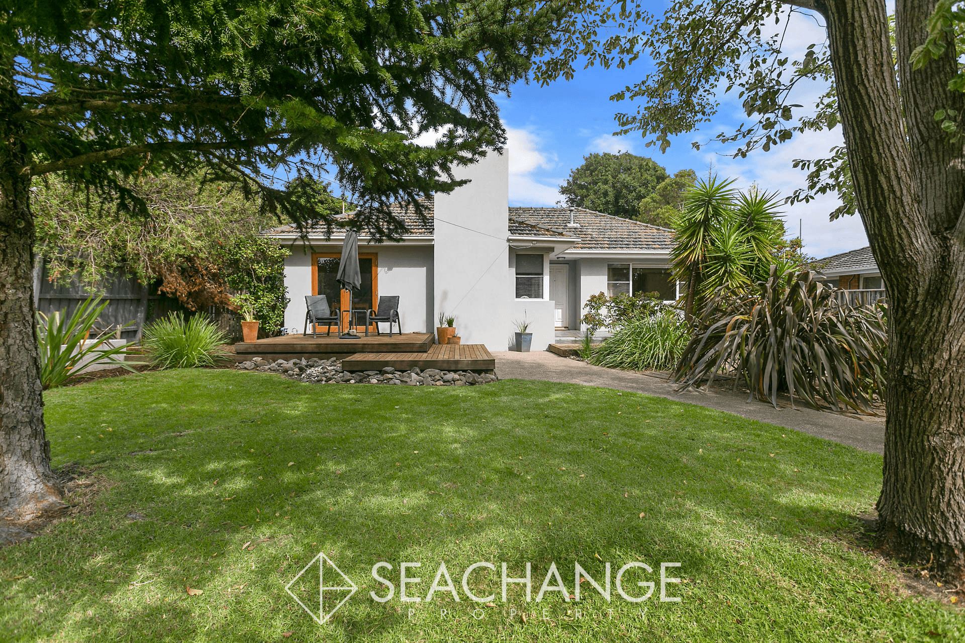 24 Alameda Avenue, MORNINGTON, VIC 3931