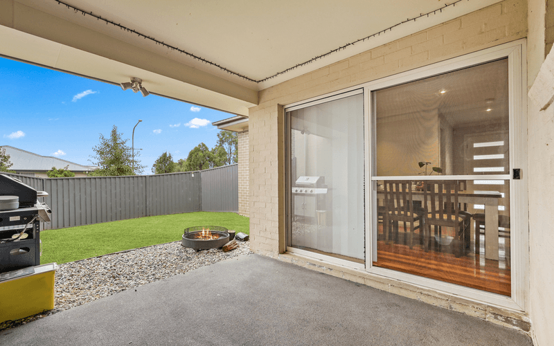 62 Discovery Circuit, GREGORY HILLS, NSW 2557