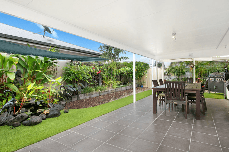 45 Phoenix St, WHITE ROCK, QLD 4868