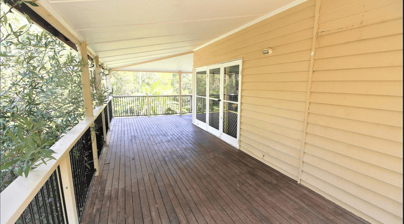 42 Wirralee Street, Macleay Island, QLD 4184