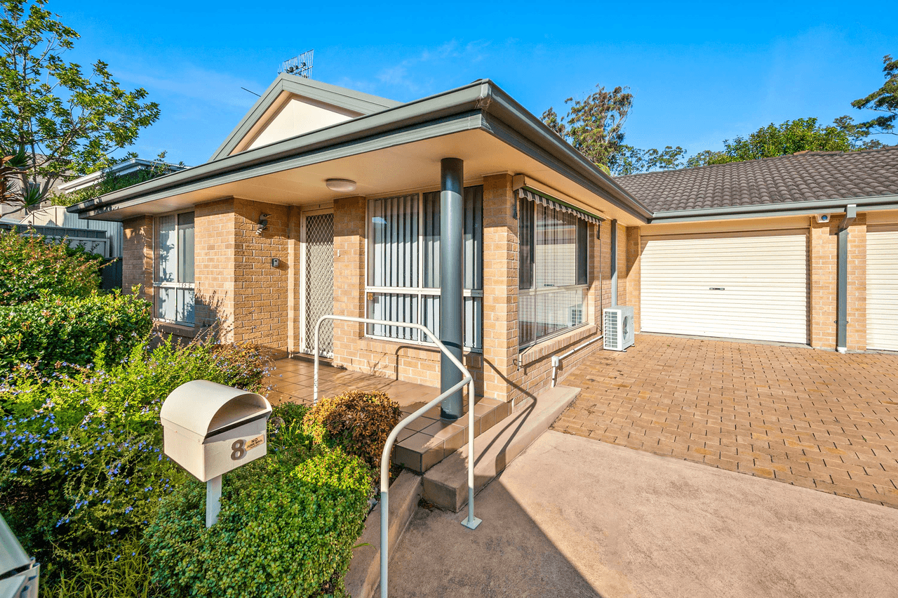 8/4 Cowmeadow Road, Mount Hutton, NSW 2290