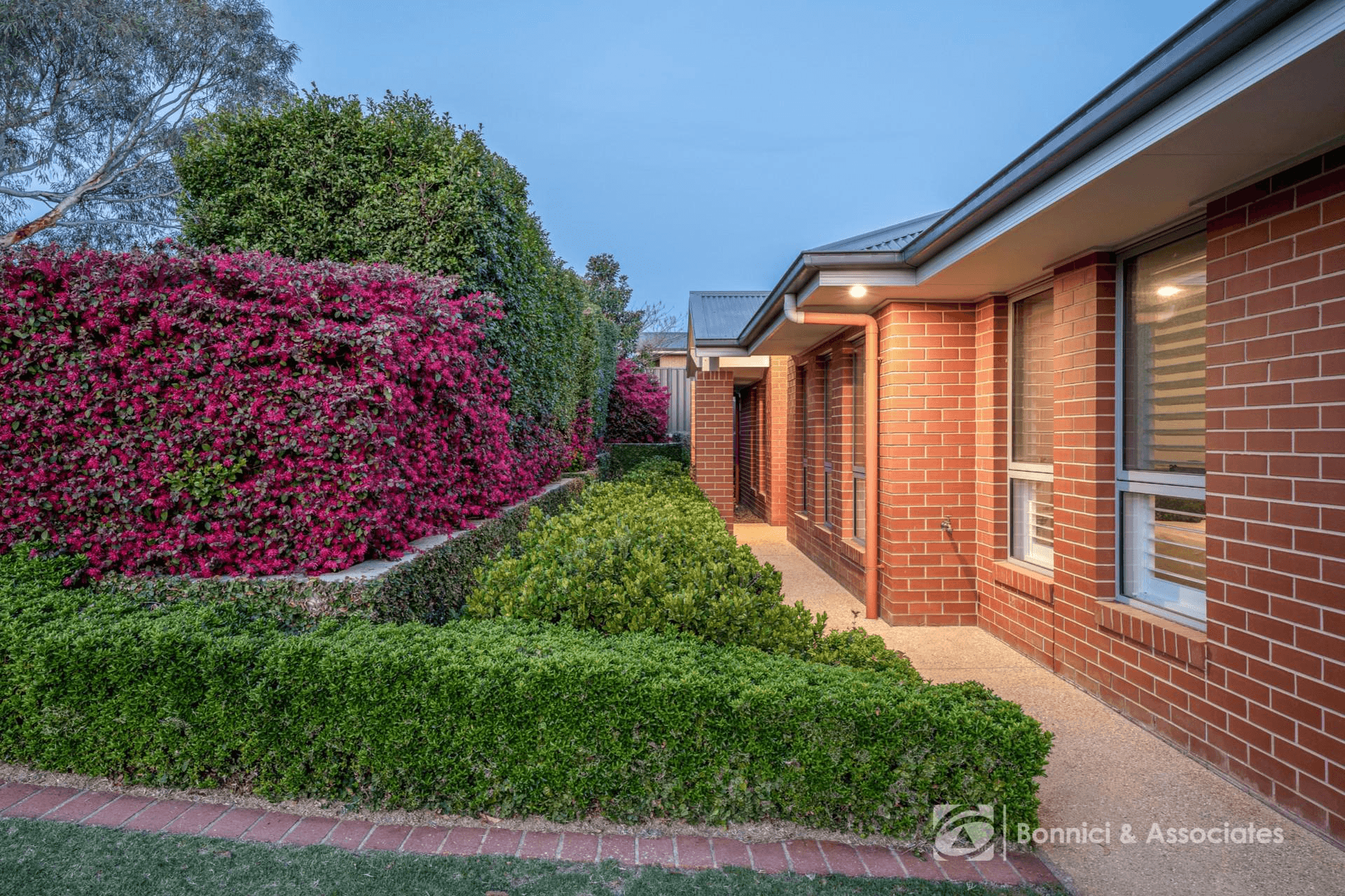 14 Stirling Way, Thurgoona, NSW 2640