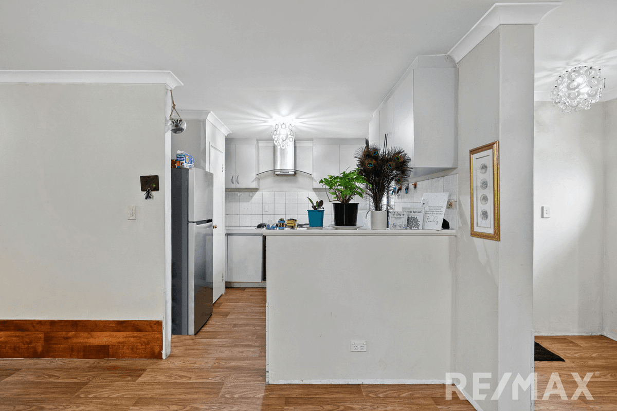 4/2 Murdoch Drive, Greenfields, WA 6210