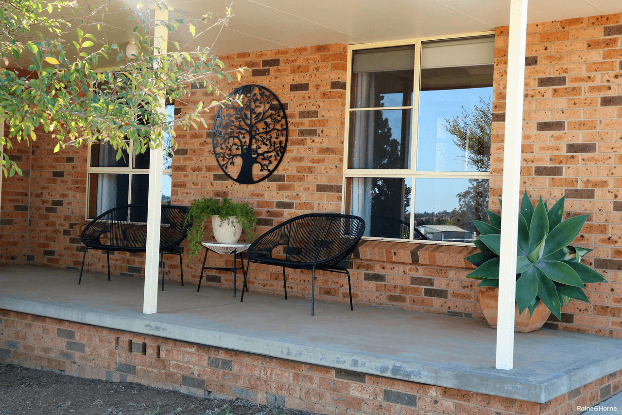 318 Newell Highway, PARKES, NSW 2870