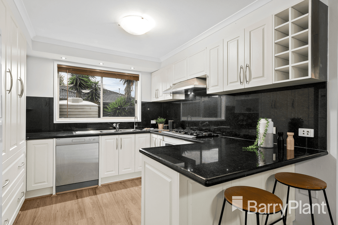 10 Jasmine Drive, Mill Park, VIC 3082