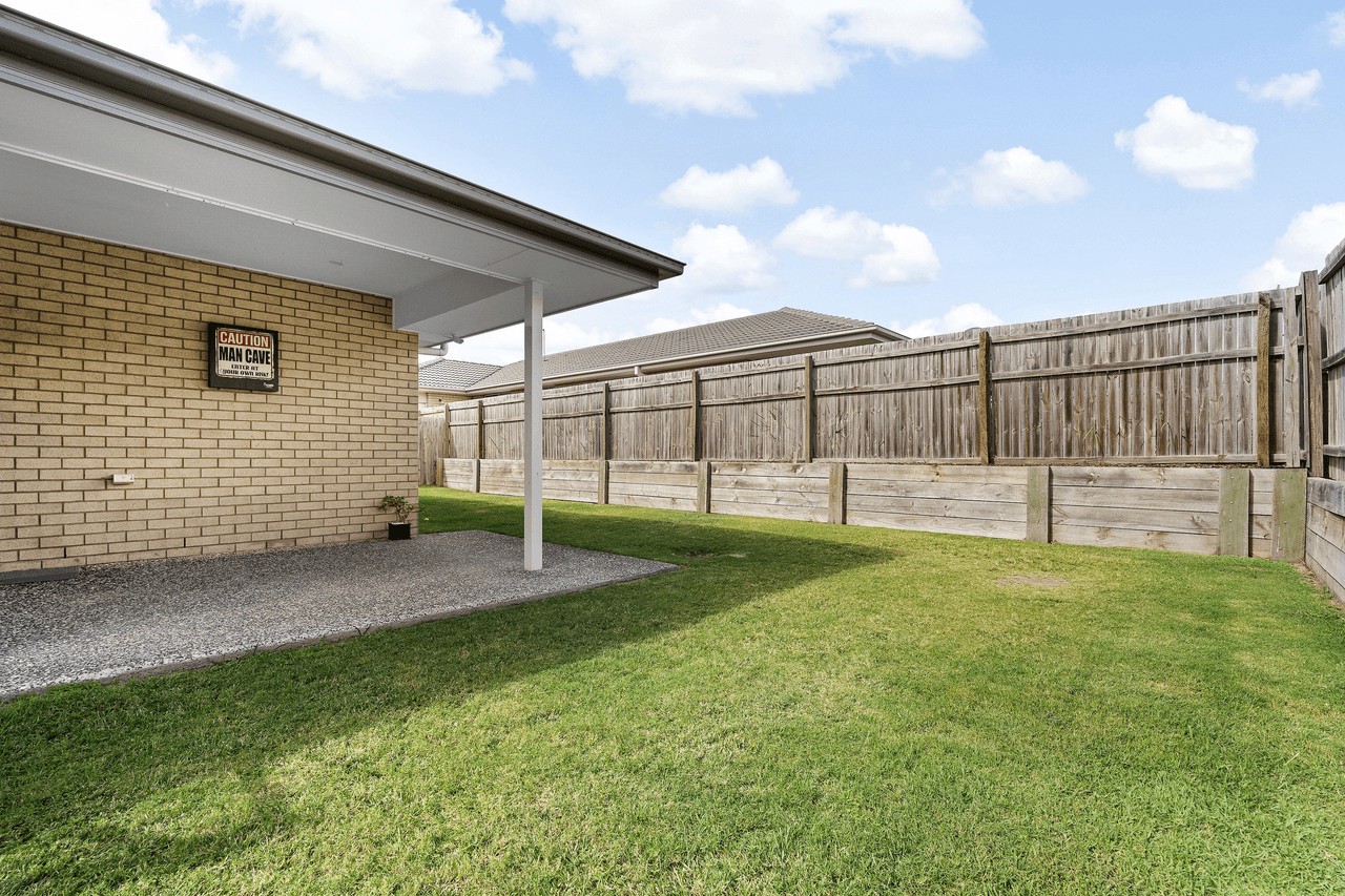 4 Sabine Circuit, HOLMVIEW, QLD 4207