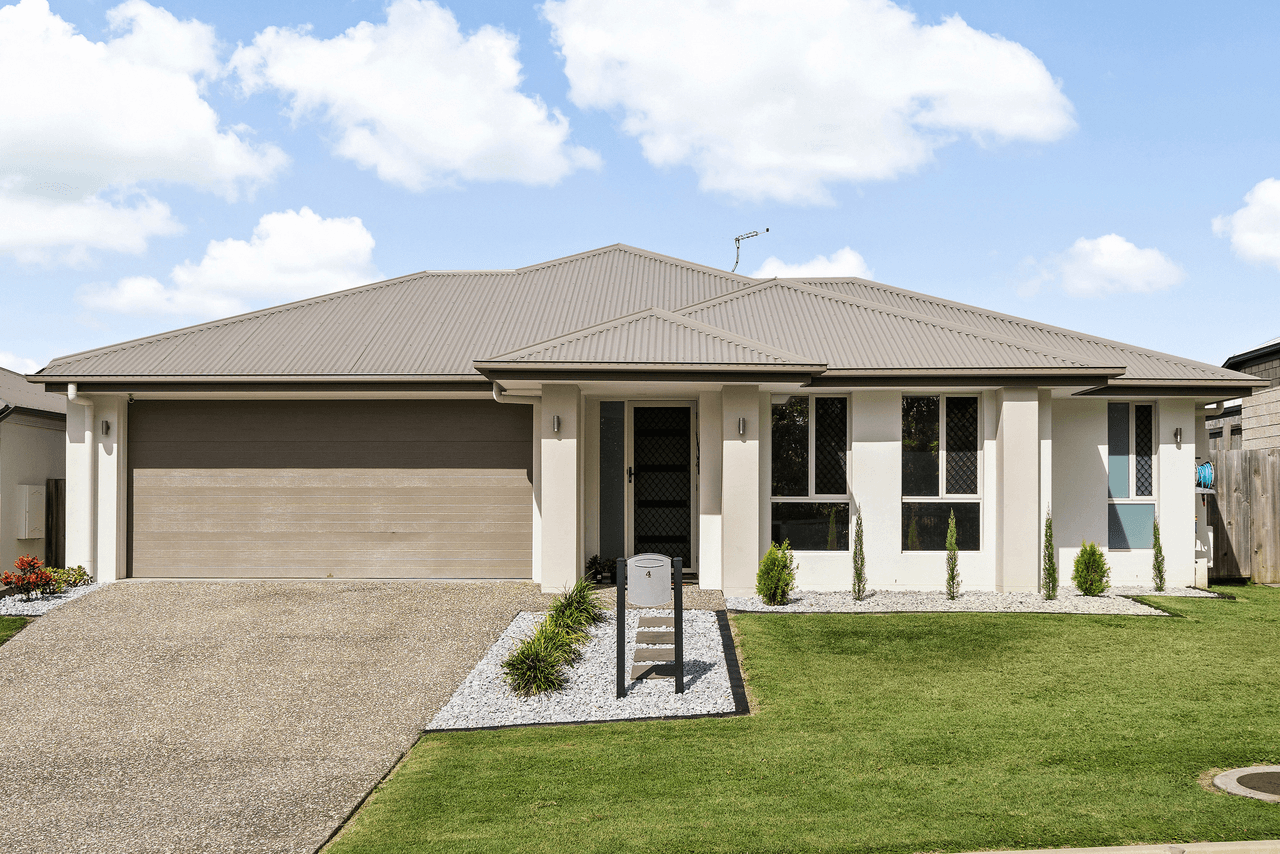 4 Sabine Circuit, HOLMVIEW, QLD 4207