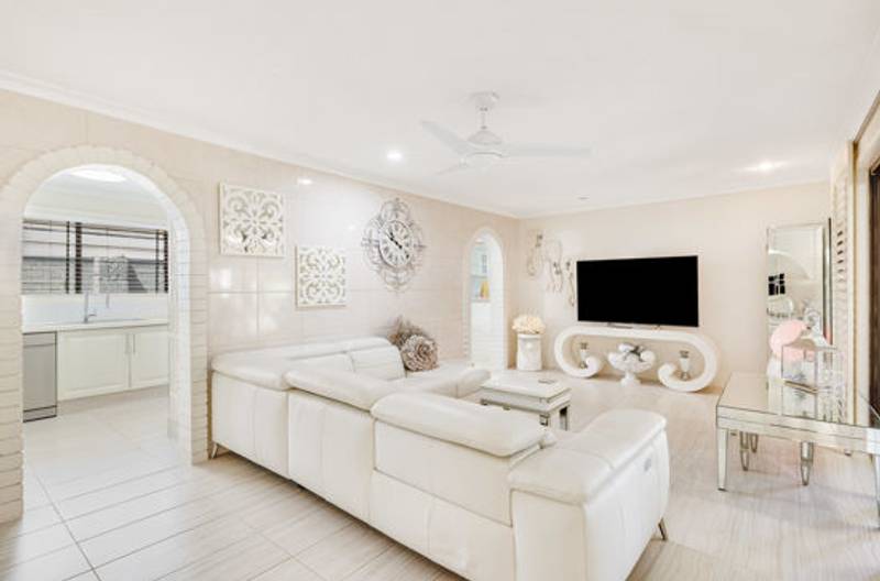 49 Jacaranda Avenue, TWEED HEADS WEST, NSW 2485