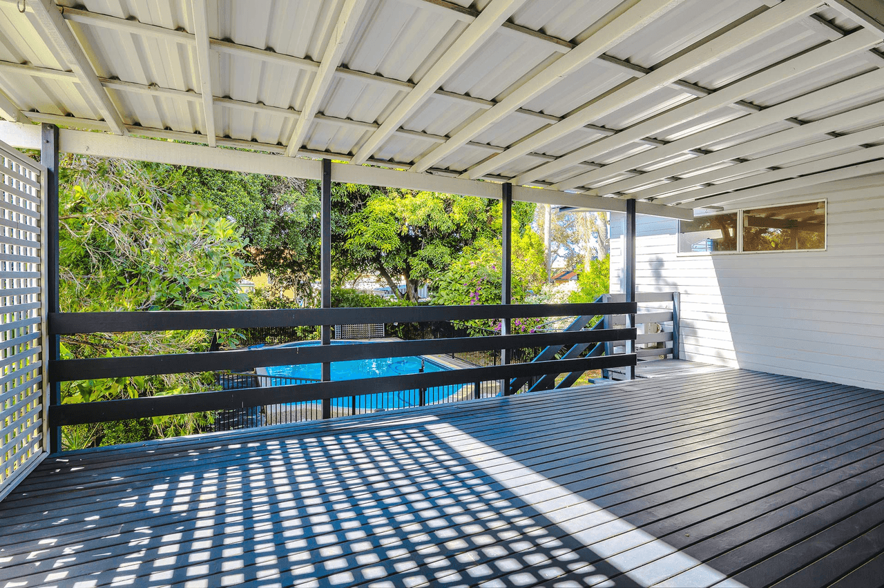 21 Annerley Avenue, RUNAWAY BAY, QLD 4216